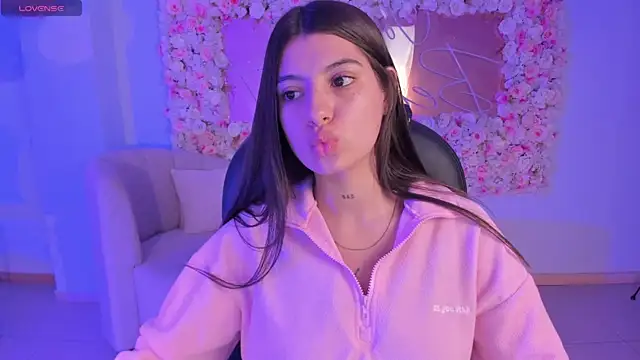 AlessiaCorleone  online show from December 2024 12:27:02 PM