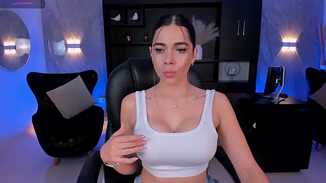 AmyWalker  online show from January 2025 10:17:01 AM