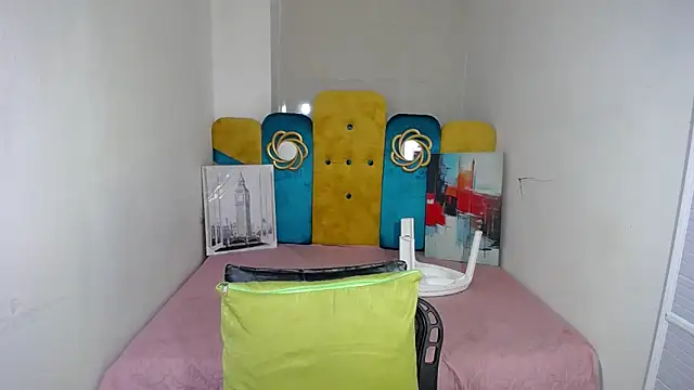 minibrowniet online show from December 2024 01:21:01 AM