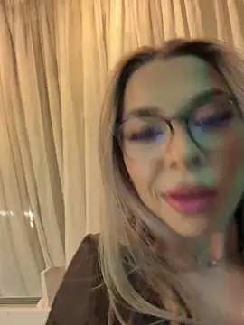 Assmerising online show from December 2024 10:42:01 PM