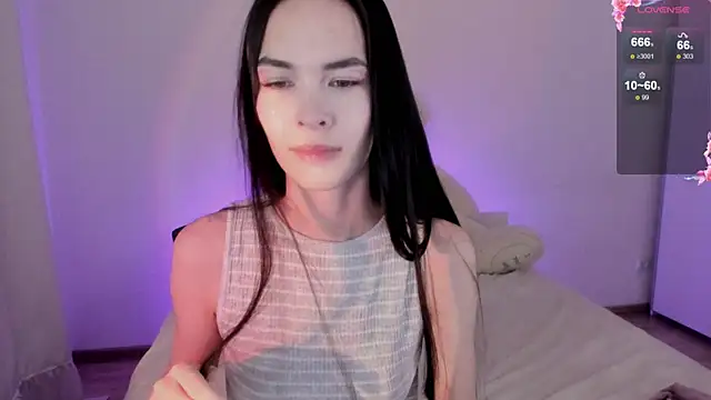 Snapshot of 666kisses chatting on December 2024 02:12:02 AM 666kisses online show from December 2024 02:12:02 AM