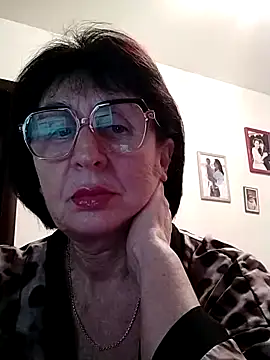 AlbinaXPretty online show from December 2024 08:47:02 PM