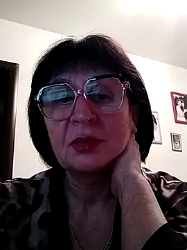 AlbinaXPretty online show from December 2024 08:12:02 PM