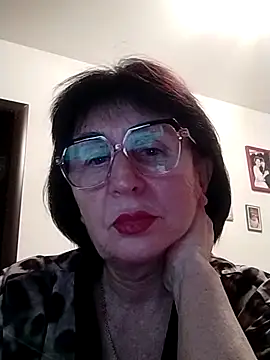 AlbinaXPretty online show from December 2024 03:58:01 PM