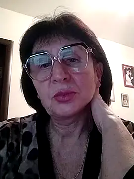 AlbinaXPretty online show from December 2024 08:58:02 PM