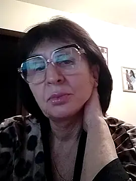 AlbinaXPretty online show from December 2024 08:04:02 PM