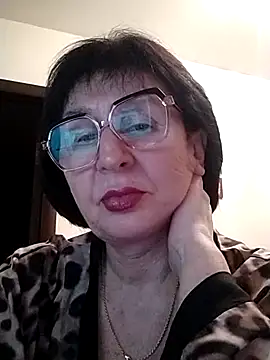 AlbinaXPretty online show from February 2025 06:33:01 PM