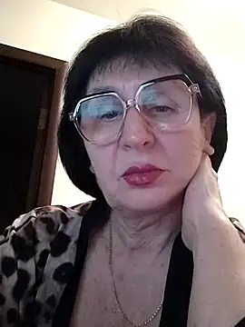 AlbinaXPretty online show from February 2025 08:41:01 PM