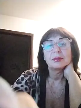 AlbinaXPretty online show from September 2025 07:35:02 PM