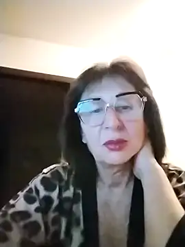 AlbinaXPretty online show from October 2025 07:43:01 PM