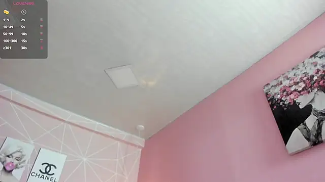 Snapshot of dolly_zoe chatting on October 2025 09:37:01 PM dolly zoe online show from October 2025 09:37:01 PM