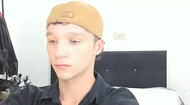 angelcortes online show from January 2025 08:52:02 PM