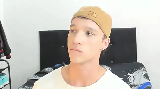 angelcortes online show from January 2025 02:08:02 PM