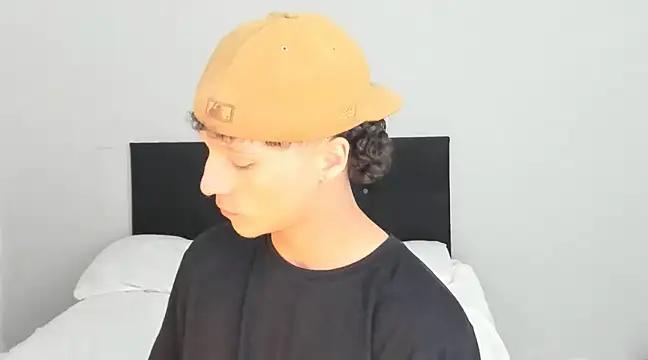 angelcortes online show from March 2025 02:08:02 PM