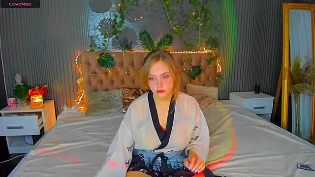 DellaRowe online show from February 2025 01:33:02 PM