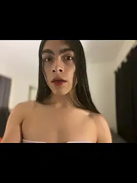 valendoll online show from November 2025 12:54:01 AM