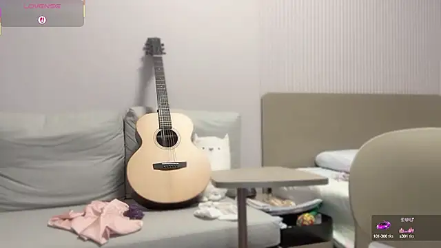 A-xena online show from October 2025 03:05:02 AM