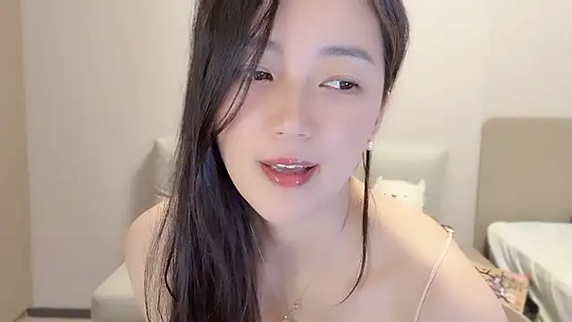 A-xena online show from October 2025 02:51:02 PM