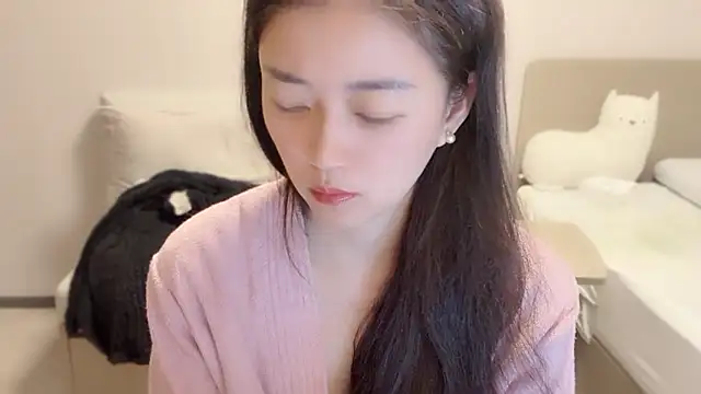 A-xena online show from October 2025 02:41:01 AM