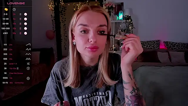 MissLovex online show from January 2025 05:08:02 AM