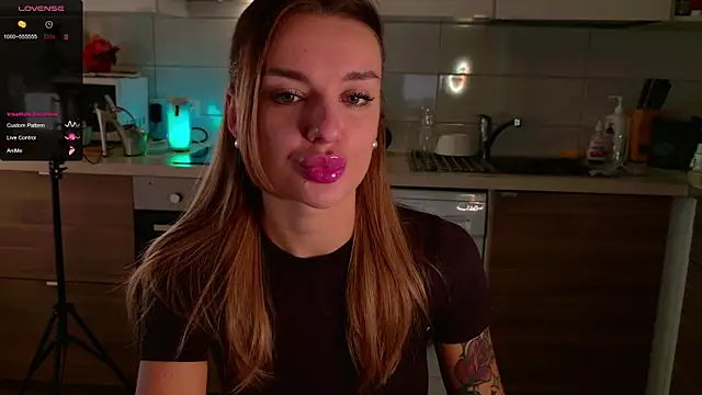 Snapshot of MissLovex chatting on October 2025 02:55:01 AM MissLovex online show from October 2025 02:55:01 AM