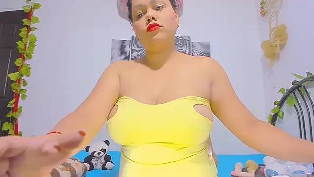 Alhelqueen online show from October 2025 07:35:02 PM