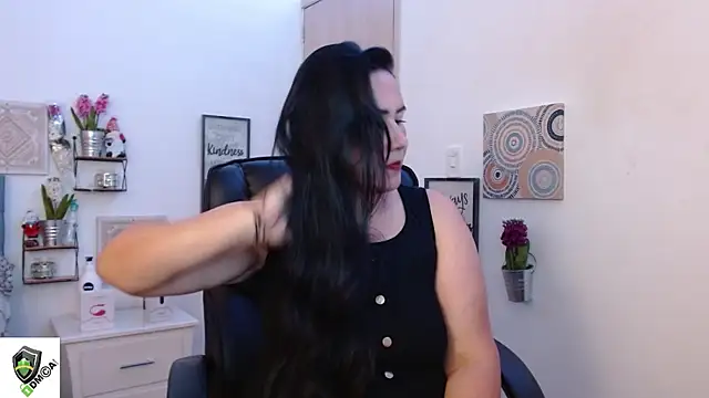 amalia brunette online show from December 2024 11:19:02 PM