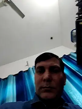 Snapshot of ZIMMY25 chatting on November 2025 05:52:02 AM ZIMMY25 online show from November 2025 05:52:02 AM