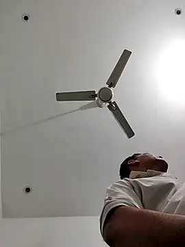 Snapshot of ZIMMY25 chatting on November 2025 06:40:02 PM ZIMMY25 online show from November 2025 06:40:02 PM