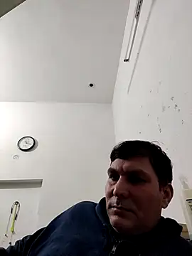 Snapshot of ZIMMY25 chatting on November 2025 05:40:02 PM ZIMMY25 online show from November 2025 05:40:02 PM