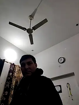 Snapshot of ZIMMY25 chatting on November 2025 07:02:02 PM ZIMMY25 online show from November 2025 07:02:02 PM