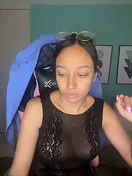 DianaHopson online show from January 2025 10:40:01 AM