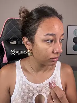 DianaHopson online show from March 2025 10:24:02 AM