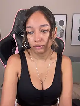 DianaHopson online show from March 2025 11:50:01 AM