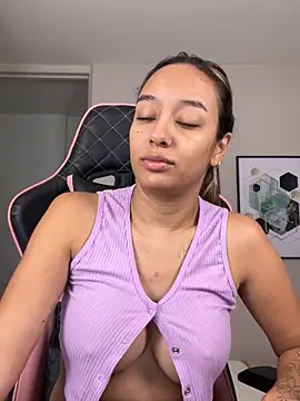 DianaHopson online show from October 2025 11:52:02 AM