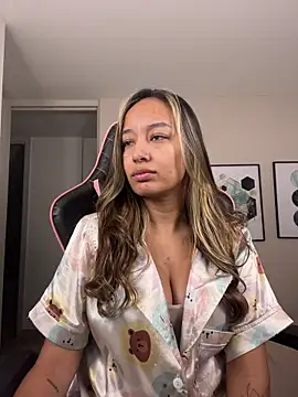 DianaHopson online show from October 2025 12:20:02 AM