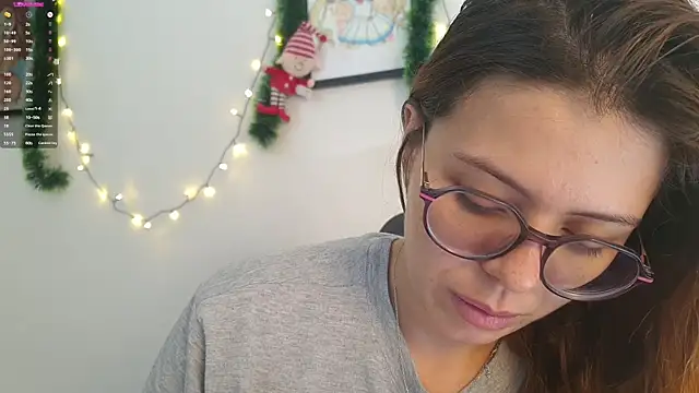 irinasweet27 online show from December 2024 12:28:02 PM