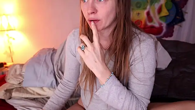 xxpixeyxx online show from February 2025 01:38:01 PM