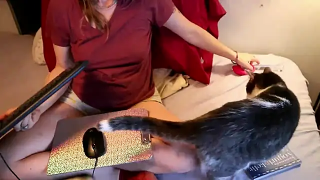 Snapshot of xxpixeyxx chatting on October 2025 02:44:01 AM xxpixeyxx online show from October 2025 02:44:01 AM