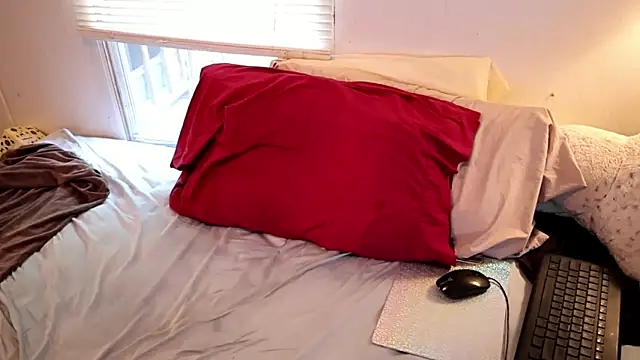 Snapshot of xxpixeyxx chatting on October 2025 06:23:01 PM xxpixeyxx online show from October 2025 06:23:01 PM