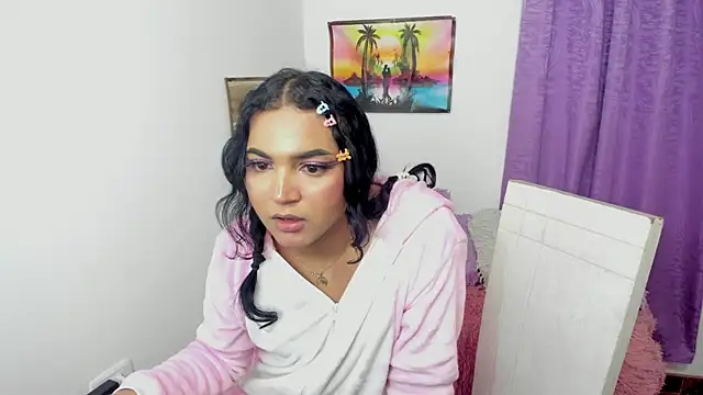 Snapshot of Andrys_ chatting on October 2025 09:01:01 AM Andrys online show from October 2025 09:01:01 AM