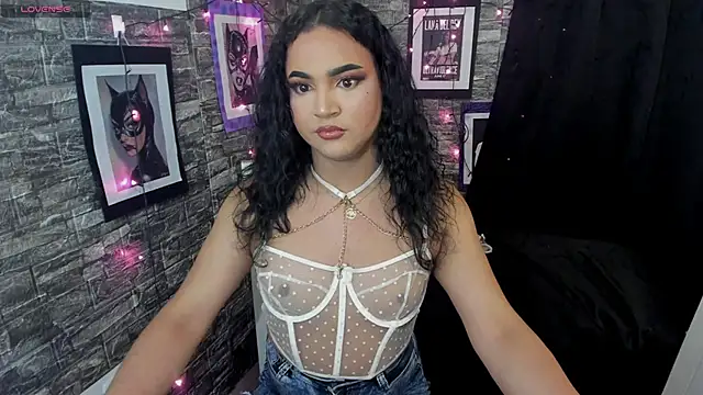 Snapshot of Andrys_ chatting on December 2025 09:52:01 PM Andrys online show from December 2025 09:52:01 PM