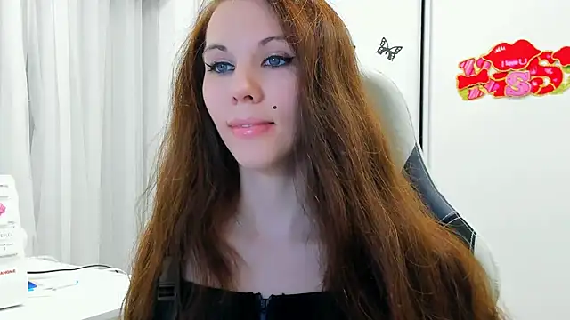 HairySilkGoddess online show from February 2025 12:30:01 AM