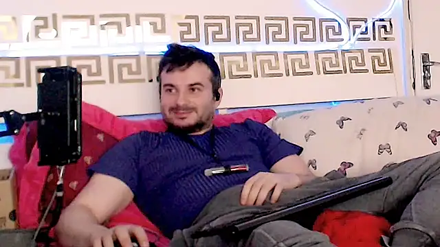 Snapshot of erotico69xxx chatting on November 2025 02:06:01 PM erotico69xxx online show from November 2025 02:06:01 PM