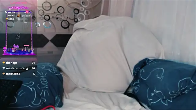 tia meow online show from January 2025 12:30:01 AM