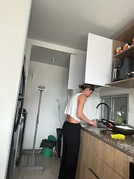 Ameellie online show from October 2025 04:41:01 PM