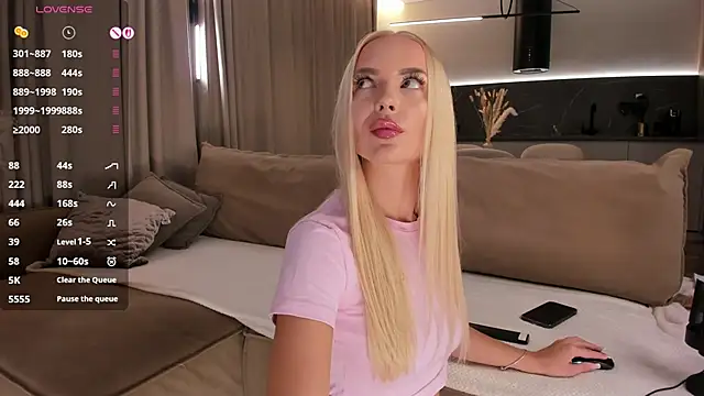 Snapshot of eva_m1racle_ chatting on November 2025 08:44:01 PM eva m1racle online show from November 2025 08:44:01 PM