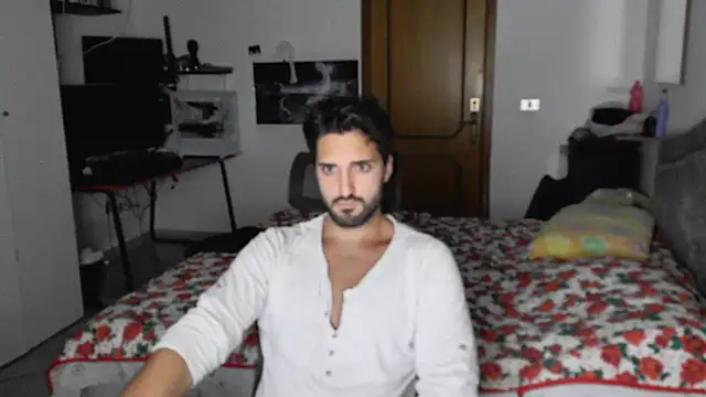 Snapshot of Alexox02 chatting on October 2025 07:12:01 PM Alexox02 online show from October 2025 07:12:01 PM