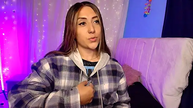 Natasha Wilde  online show from September 2025 11:27:01 PM