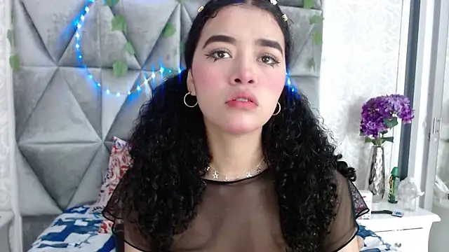 Angela lovee online show from December 2024 02:28:01 PM
